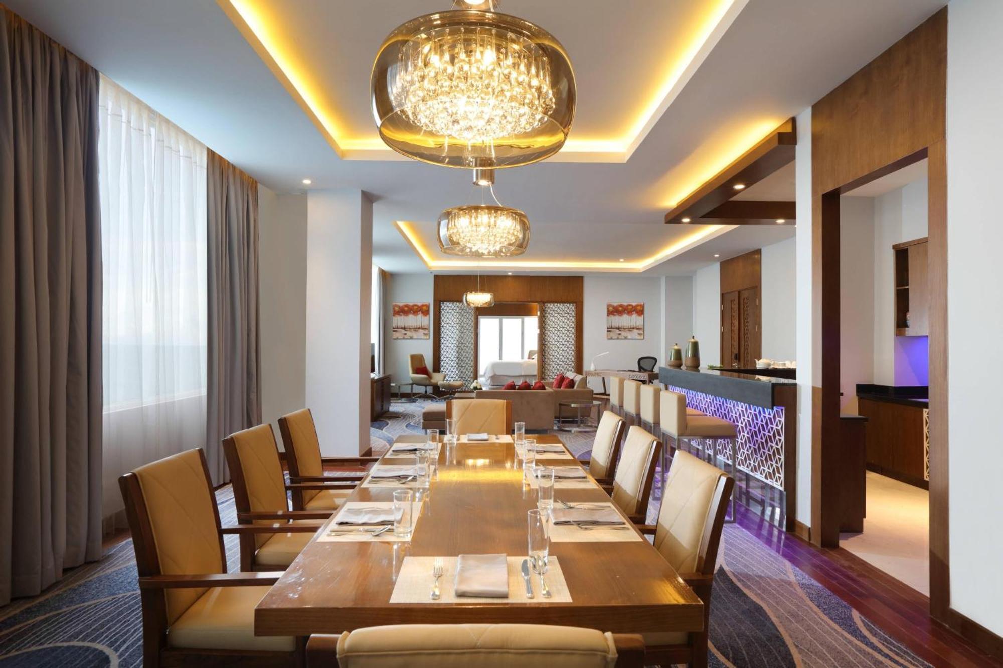 Four Points By Sheraton Манадо Экстерьер фото