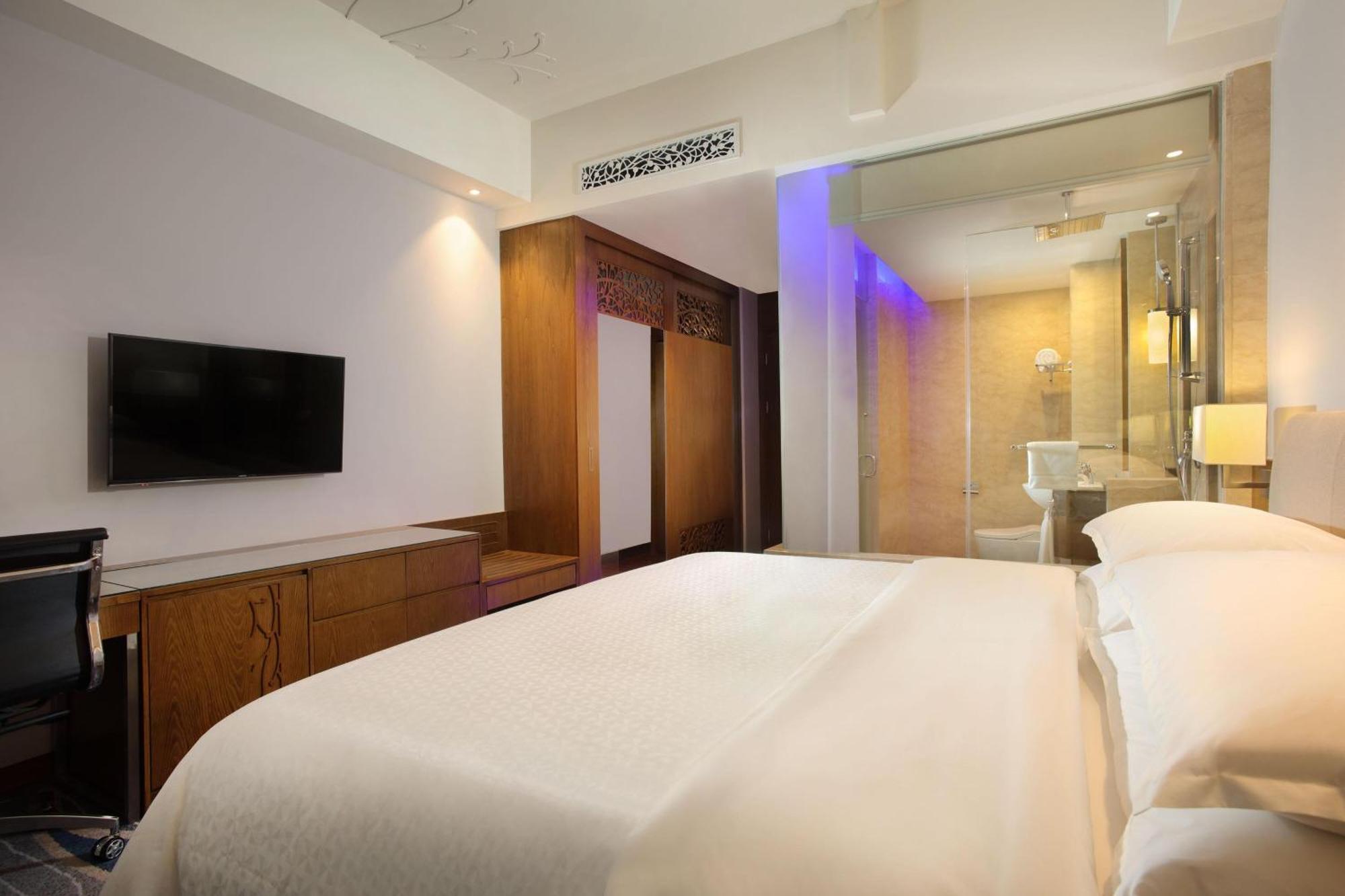 Four Points By Sheraton Манадо Экстерьер фото